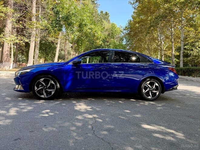 Hyundai Elantra 2023, 98,000 km - 2.0 l - Bakı