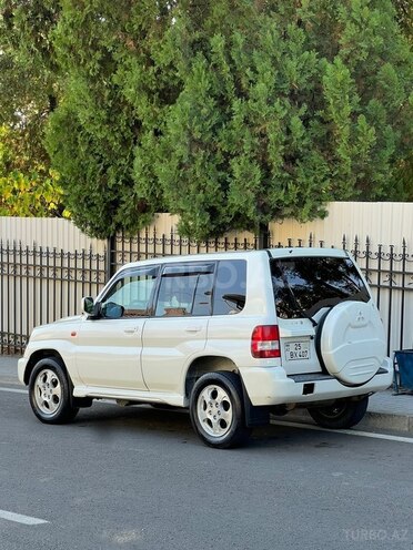 Mitsubishi Pajero io 2002, 279,000 km - 2.0 l - Oğuz