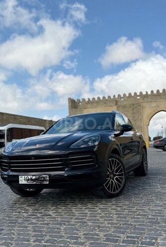 Porsche Cayenne 2018, 84,000 km - 3.0 l - Bakı