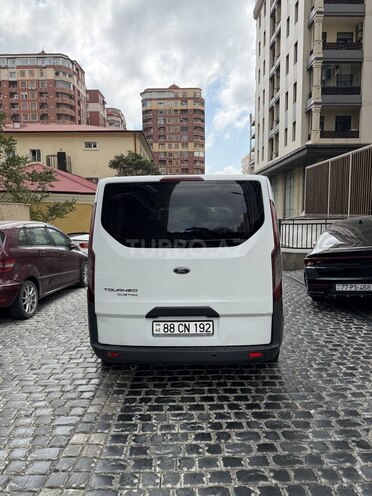Ford Tourneo Custom 2015, 235,000 km - 2.0 l - Bakı