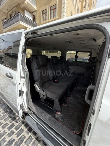 Ford Tourneo Custom 2015, 235,000 km - 2.0 l - Bakı