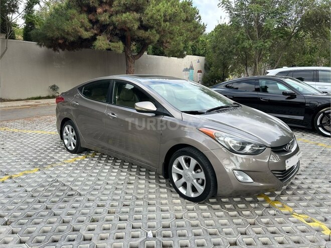 Hyundai Elantra 2013, 194,731 km - 1.8 л - Bakı