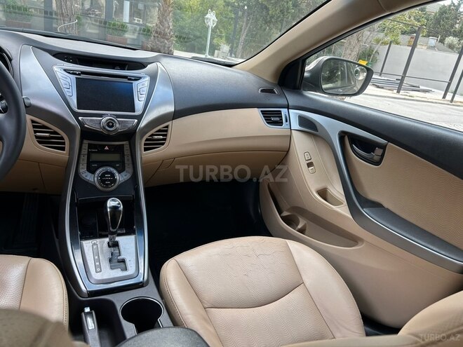Hyundai Elantra 2013, 194,731 km - 1.8 л - Bakı
