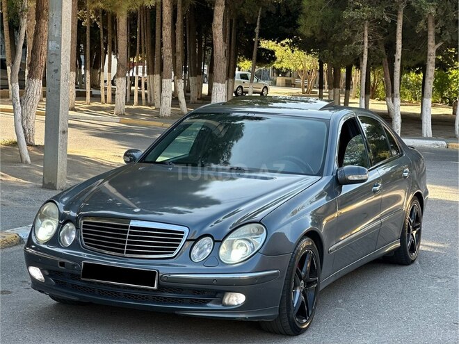 Mercedes E 200 2006, 300,000 km - 1.8 л - Sumqayıt