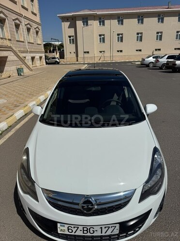 Opel Corsa 2014, 250,000 km - 1.4 l - Naxçıvan
