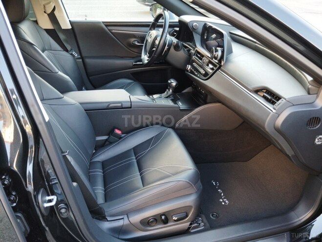 Lexus ES 250 2022, 111,934 km - 2.5 л - Bakı