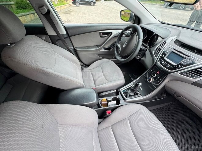 Hyundai Elantra 2014, 173,000 km - 1.8 l - Qusar