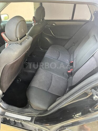 Mercedes E 220 2004, 300,000 km - 2.2 l - İmişli