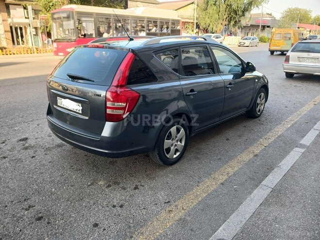Kia  2008, 500,000 km - 1.6 l - Bakı
