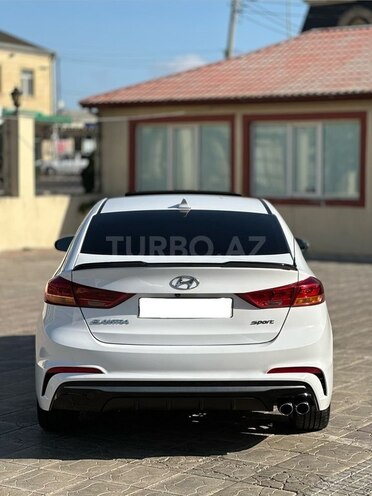 Hyundai Elantra 2018, 120,701 km - 1.6 л - Bakı