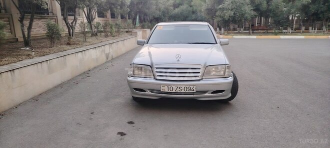Mercedes C 220 1994, 522,000 km - 2.2 l - Sumqayıt