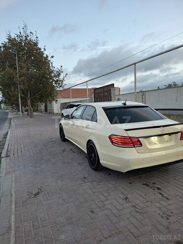 Mercedes E 220 2015, 492,000 km - 2.1 l - Bakı