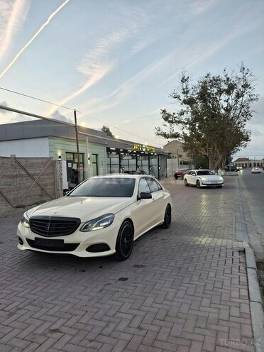 Mercedes E 220 2015, 492,000 km - 2.1 l - Bakı