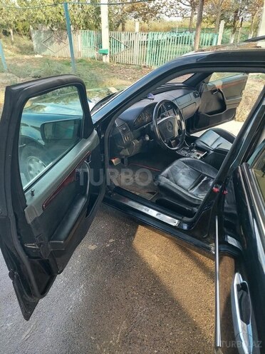 Mercedes C 220 1995, 291,000 km - 2.2 l - İmişli