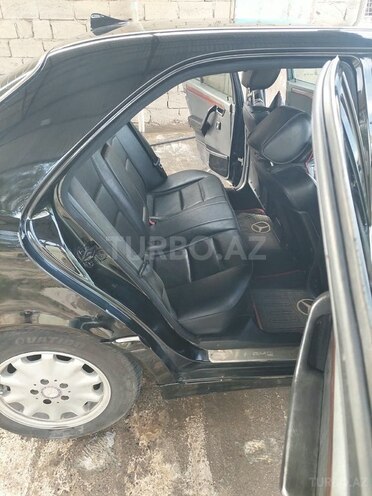 Mercedes C 220 1995, 291,000 km - 2.2 l - İmişli