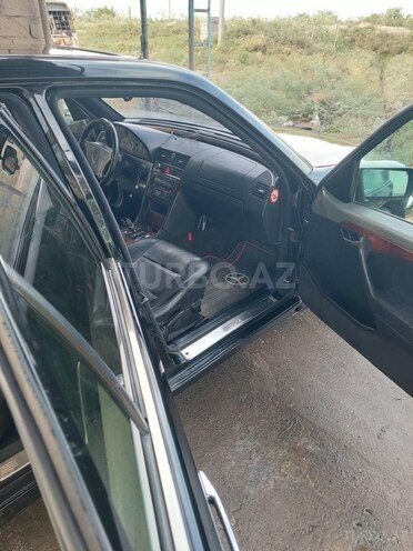 Mercedes C 220 1995, 291,000 km - 2.2 l - İmişli