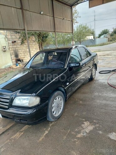 Mercedes C 220 1995, 291,000 km - 2.2 l - İmişli
