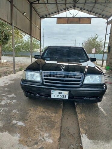 Mercedes C 220 1995, 291,000 km - 2.2 l - İmişli
