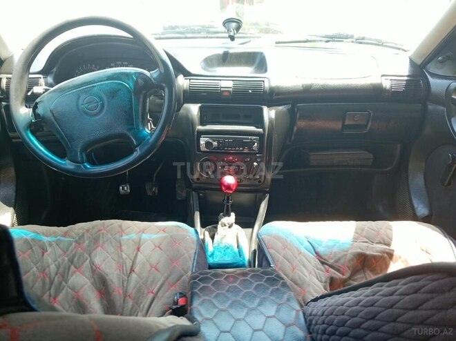 Opel Astra 1994, 562,000 km - 1.6 л - İmişli