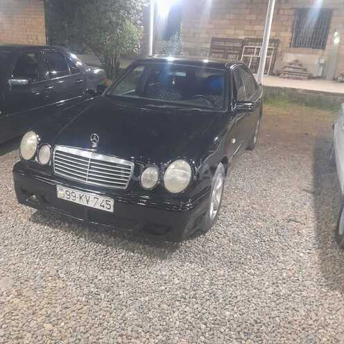 Mercedes E 220 1996, 450,000 km - 2.2 l - Masallı