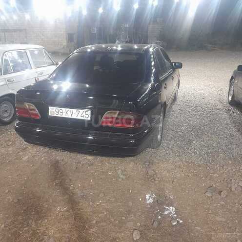 Mercedes E 220 1996, 450,000 km - 2.2 l - Masallı