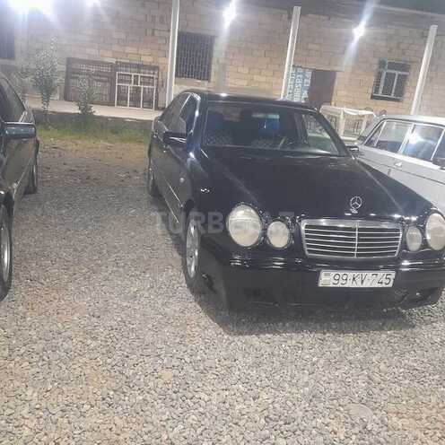 Mercedes E 220 1996, 450,000 km - 2.2 l - Masallı