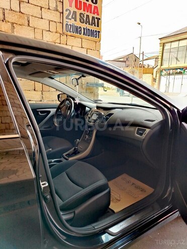 Hyundai Elantra 2015, 109,000 km - 1.8 l - Bakı