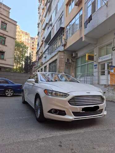 Ford Fusion (North America) 2015, 220,000 km - 2.0 л - Bakı