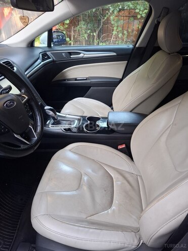 Ford Fusion (North America) 2015, 220,000 km - 2.0 л - Bakı