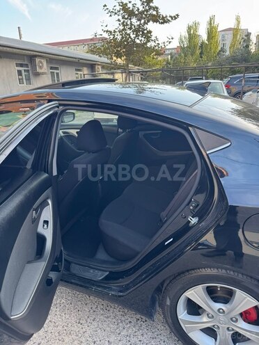 Hyundai Elantra 2015, 200,053 km - 1.8 л - Xırdalan