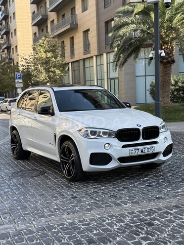 BMW X5 2017, 137,500 km - 2.0 л - Bakı