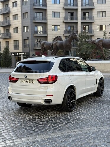 BMW X5 2017, 137,500 km - 2.0 л - Bakı