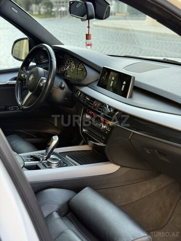 BMW X5 2017, 137,500 km - 2.0 л - Bakı