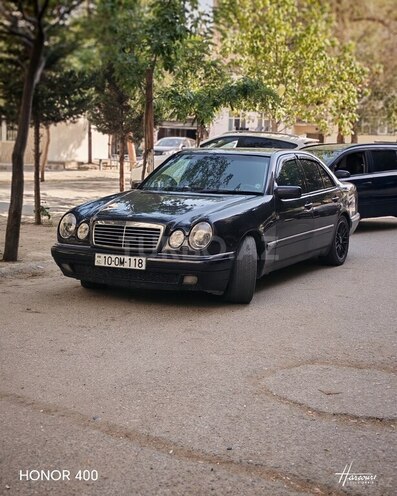 Mercedes E 240 1999, 500,000 km - 2.4 л - Bakı