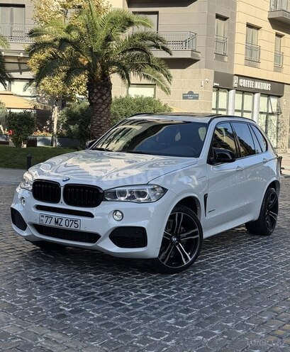 BMW X5 2017, 137,500 km - 2.0 л - Bakı