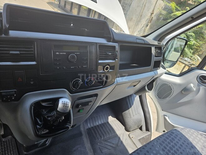 Ford Transit 2006, 210,000 km - 2.4 л - Bakı