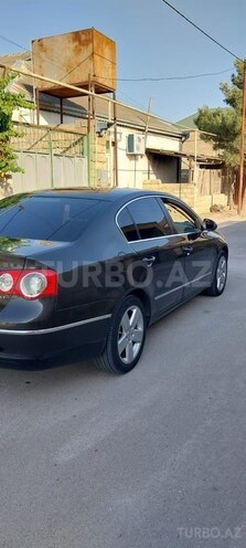 Volkswagen Passat 2006, 304,444 km - 2.0 л - Bakı