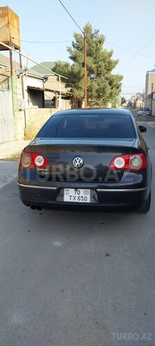 Volkswagen Passat 2006, 304,444 km - 2.0 л - Bakı