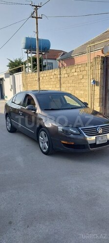 Volkswagen Passat 2006, 304,444 km - 2.0 л - Bakı