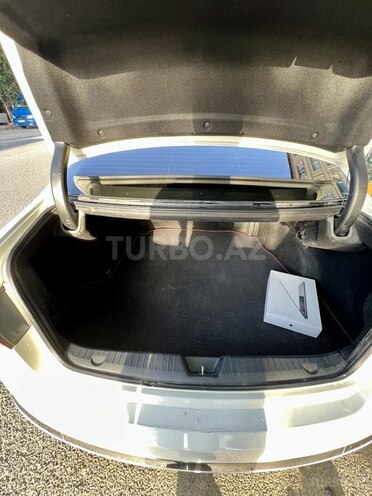 Kia Cadenza 2012, 276,145 km - 3.5 l - Salyan