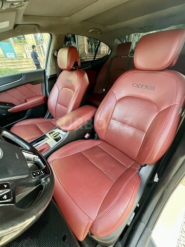 Kia Cadenza 2012, 276,145 km - 3.5 l - Salyan