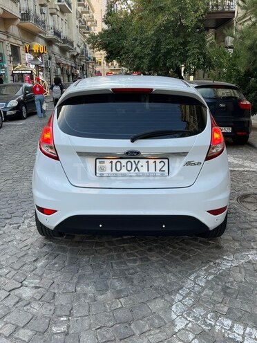 Ford Fiesta 2016, 147,000 km - 1.6 l - Bakı