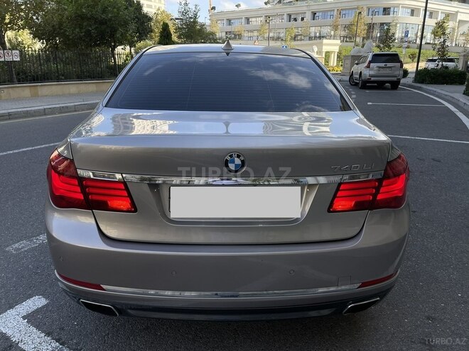 BMW 740 2014, 138,000 km - 3.0 l - Bakı