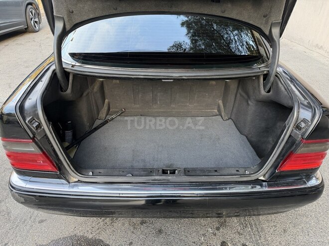 Mercedes E 240 1999, 399,000 km - 2.4 l - Bakı