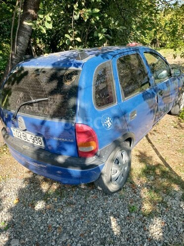 Opel Corsa 1997, 326,555 km - 1.4 l - İsmayıllı