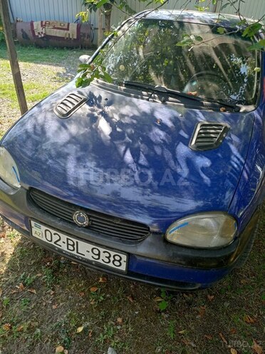 Opel Corsa 1997, 326,555 km - 1.4 l - İsmayıllı