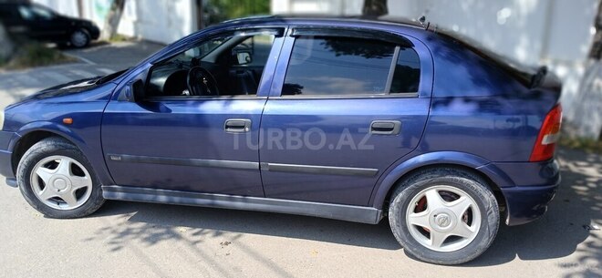 Opel Astra 1998, 401,313 km - 1.6 l - Quba