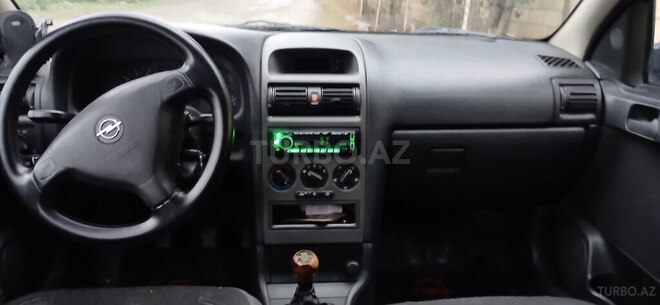 Opel Astra 1998, 401,313 km - 1.6 l - Quba