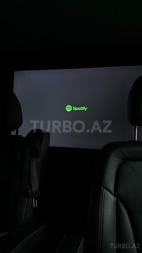 Mercedes V 250 2023, 36,000 km - 2.1 l - Bakı
