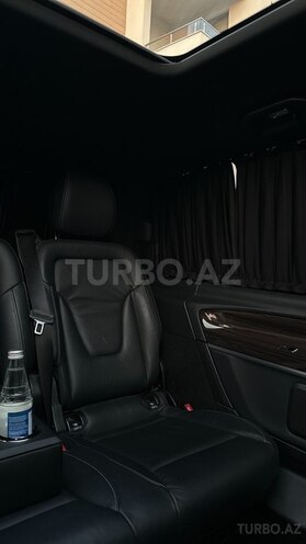 Mercedes V 250 2023, 36,000 km - 2.1 l - Bakı